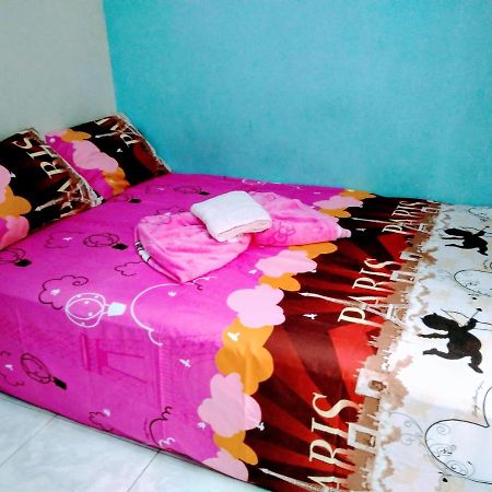 Pinky Guest House Syariah Kota Batu Batu (East Java) Exterior photo