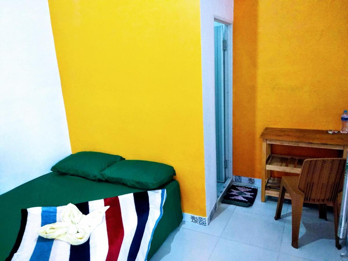 Pinky Guest House Syariah Kota Batu Batu (East Java) Exterior photo